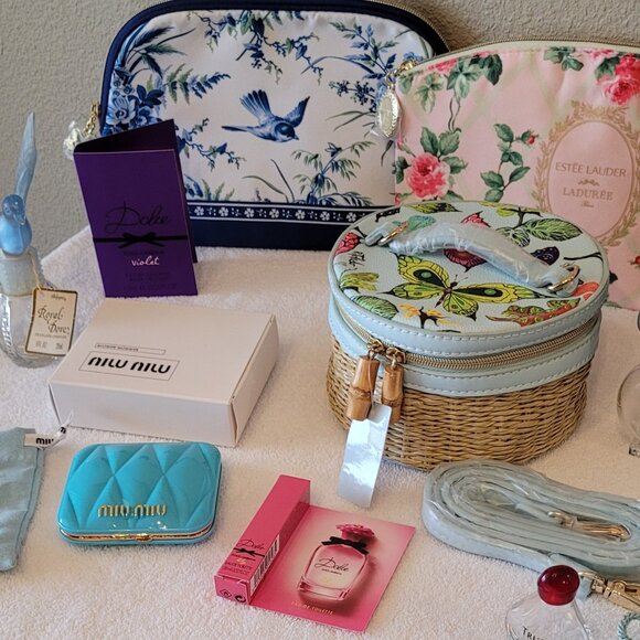 Luxury & Designer Beauty Bundle - Picture 3 of 15